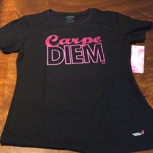 NWT $28 NEW BALANCE CARPE DIEM TEE SUSAN G KOMEN BLACK LARGE